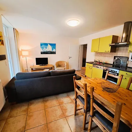 Zollernhoehe Objekt-id 15728-9 *