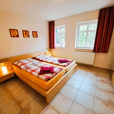 Villa Zollernhoehe Objekt-id 15728-9 Waren (Mueritz)