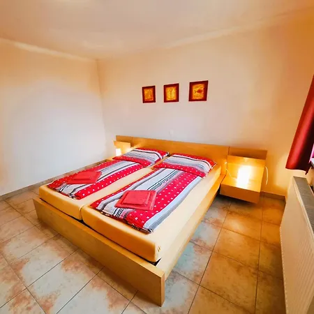 Zollernhoehe Objekt-id 15728-9 瓦伦