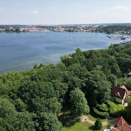 Villa Zollernhoehe Objekt-id 15728-9 Waren (Mueritz)