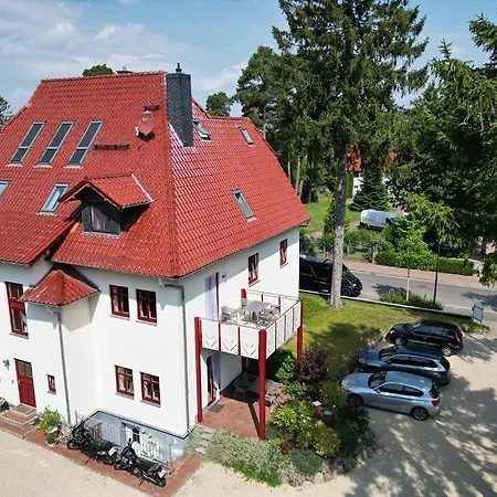 Zollernhoehe Objekt-id 15728-9 Villa